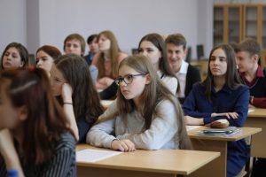 Що таке середня освіта